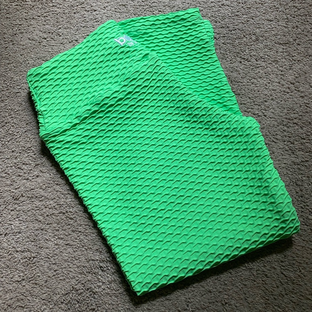 Cropped Booty By Brabants Croco Skin Cropped Legging